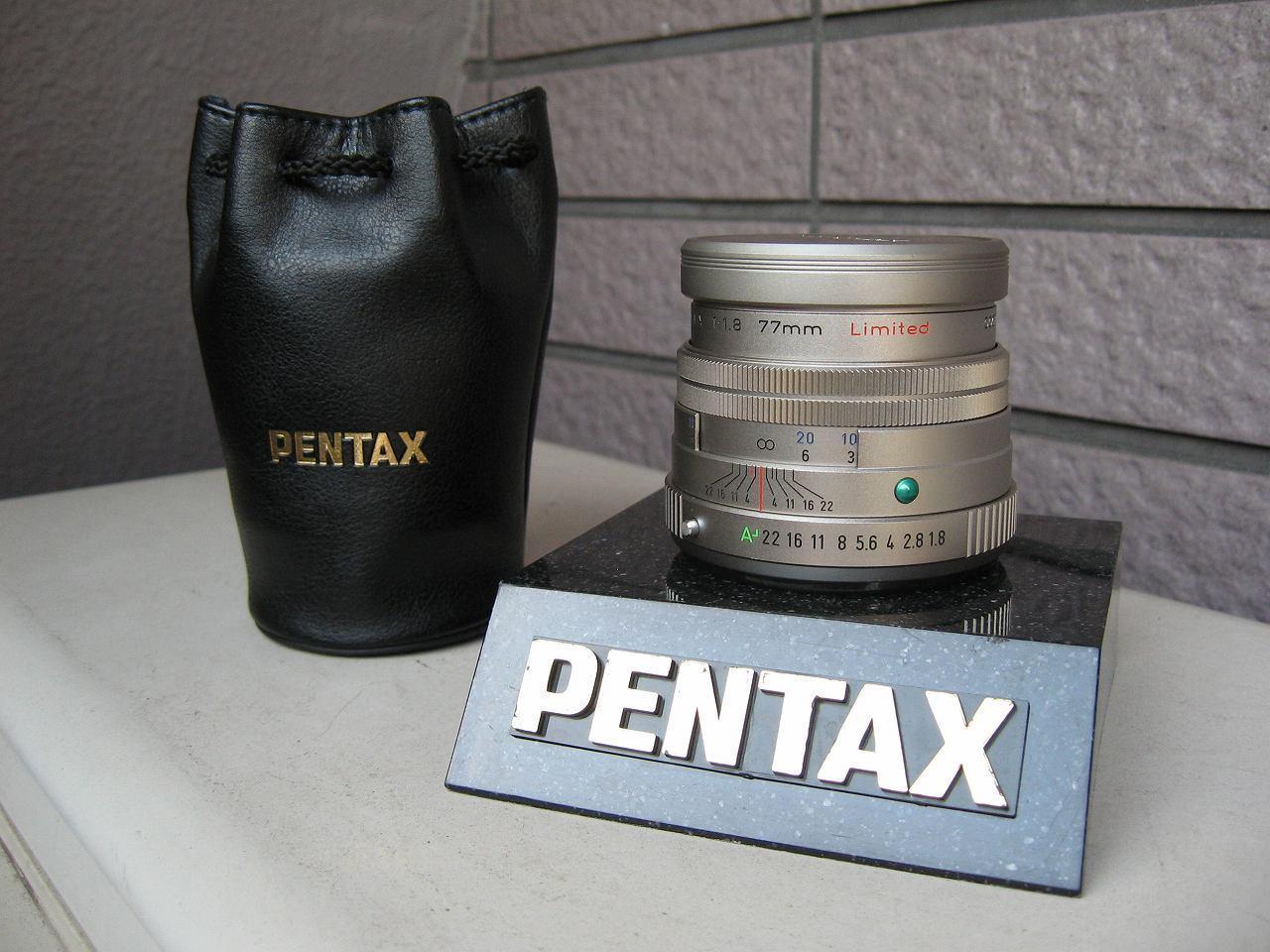 ２１本目 ｓｍｃ ＰＥＮＴＡＸ - ＦＡ ７７ｍｍ Ｆ１．８ Ｌｉｍｉｔｅｄ / Ｓｉｌｖｅｒ: あさぺんのへや